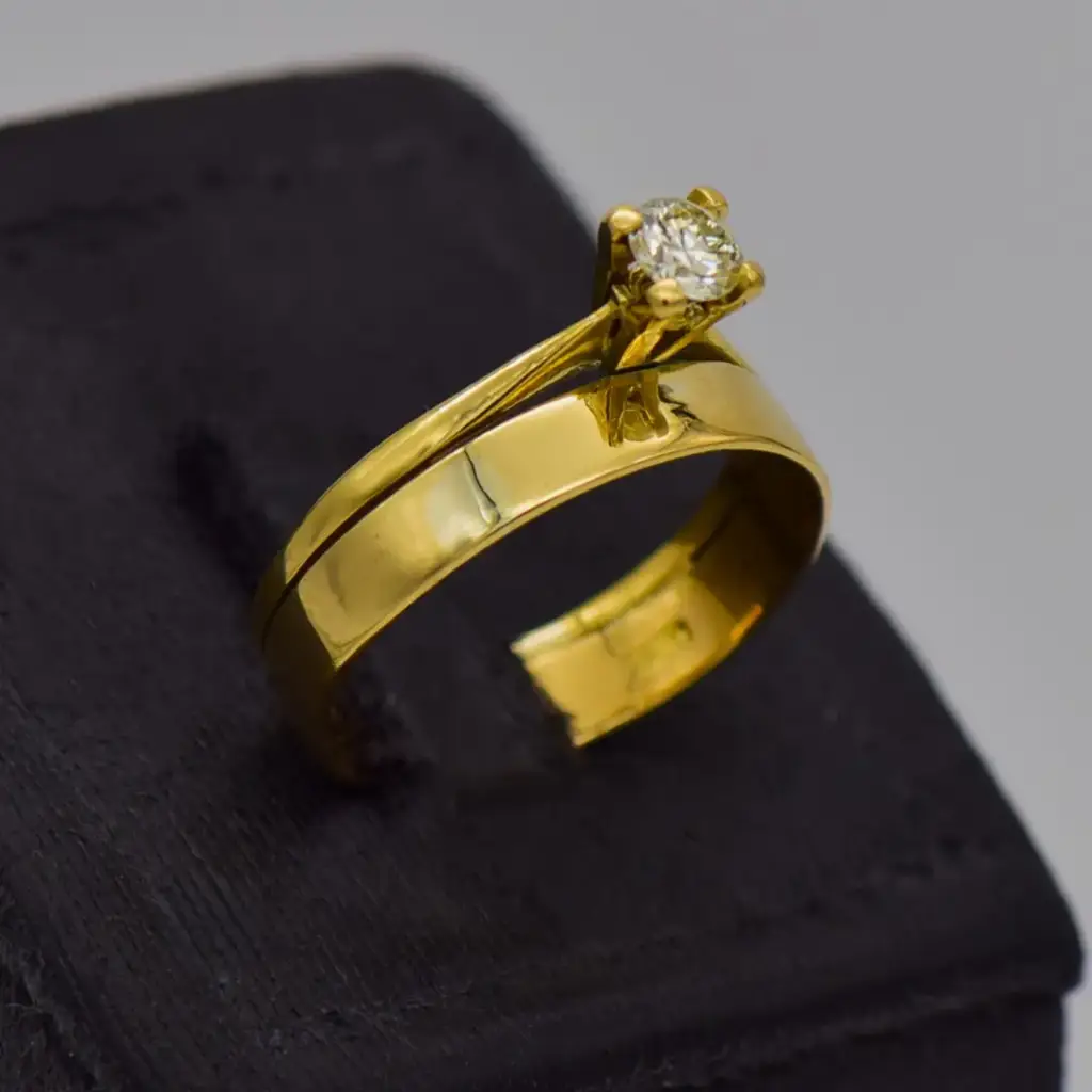 18ct Yellow Gold Wedding Ring Twin Set - View 2