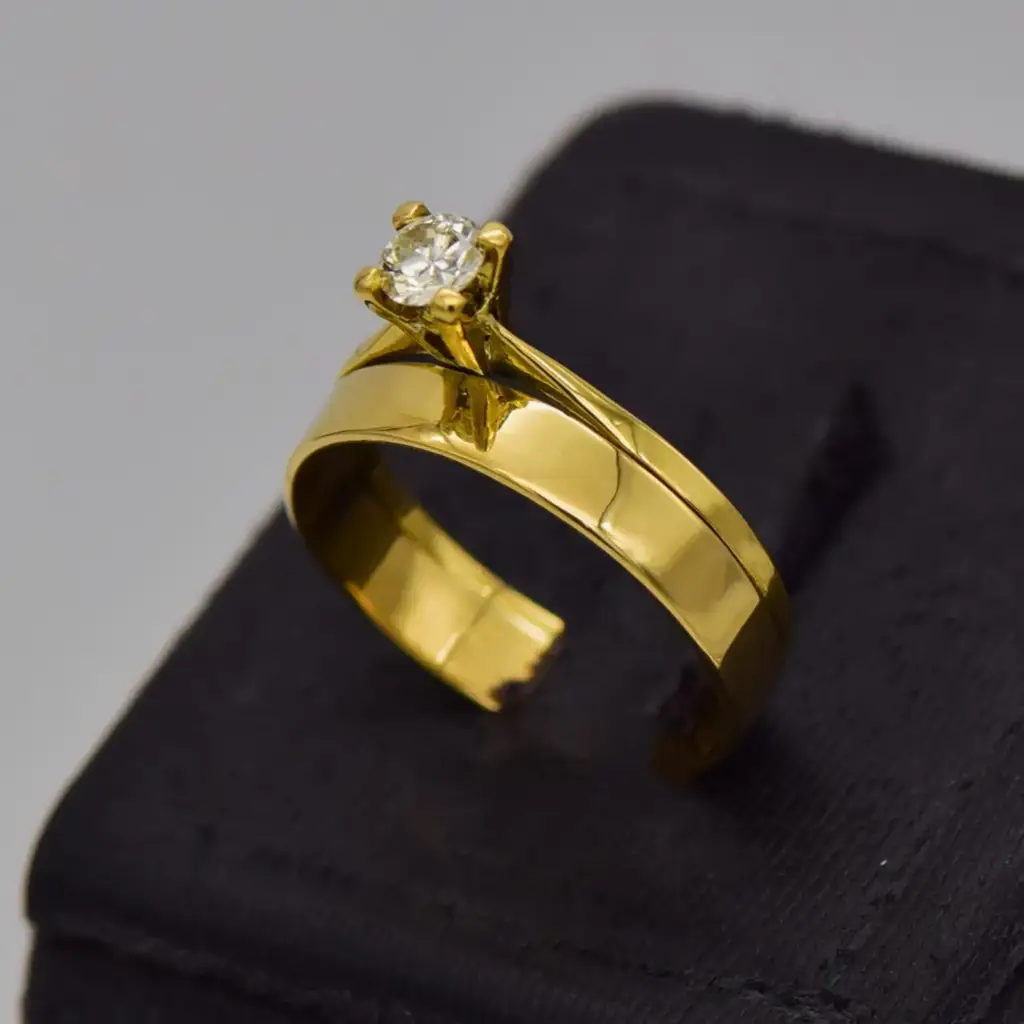 18ct Yellow Gold Wedding Ring Twin Set - View 3