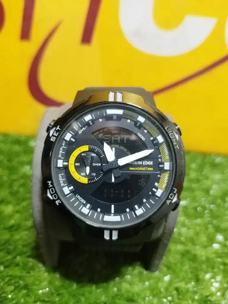 North Edge Tactical Hornet Watch