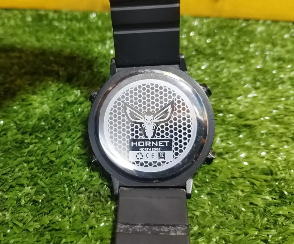 North Edge Tactical Hornet Watch - View 3