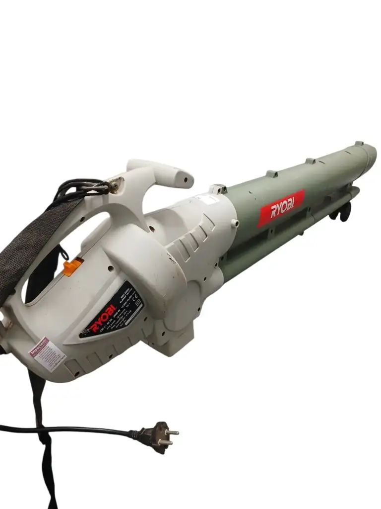 Ryobi 2600W Garden Blower (Rbv-2600E) - View 2