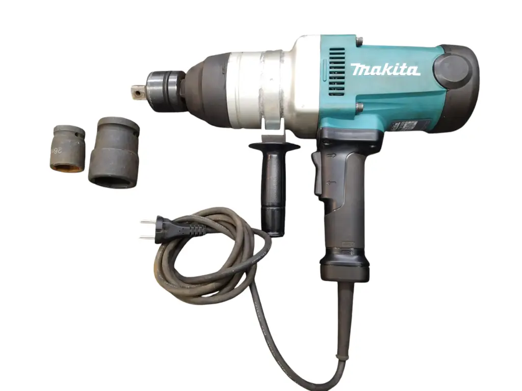 Makita Electric Impact Wrench Tw1000 - View 4