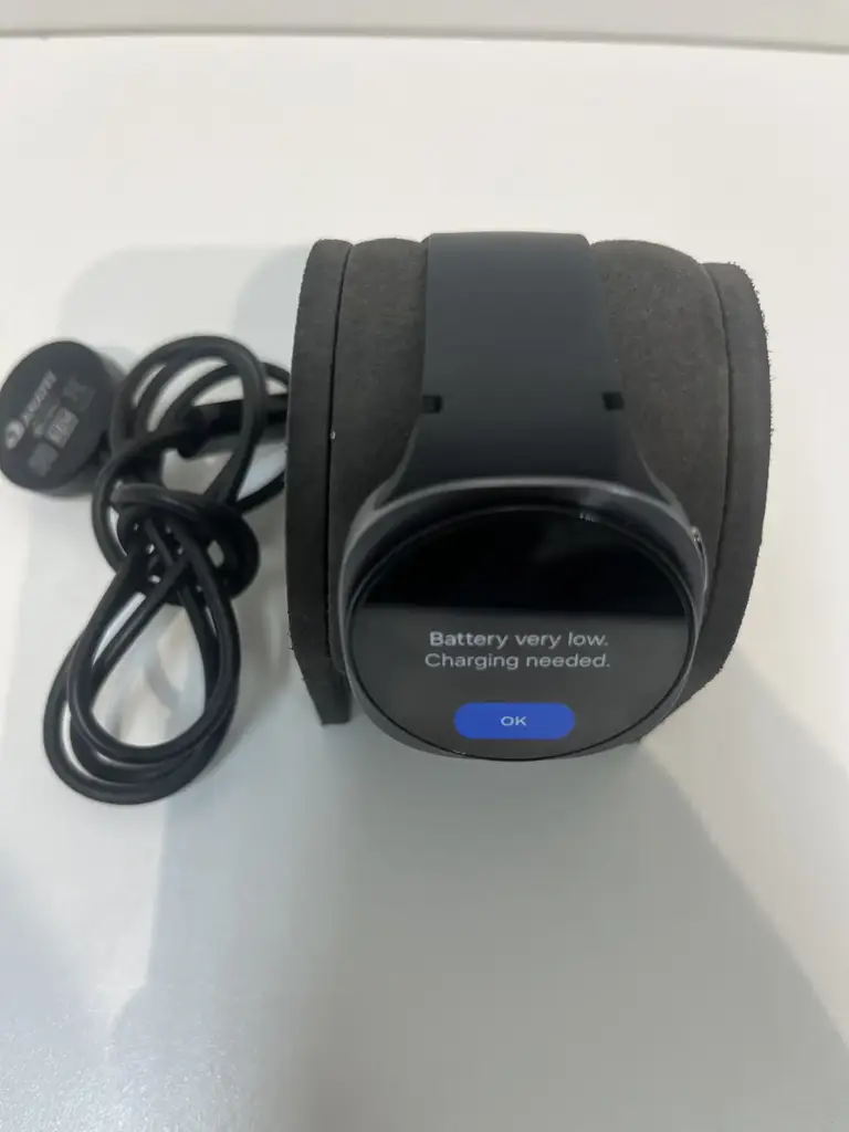 Samsung Galaxy 8 40Mm Bt Smartwatch - View 3