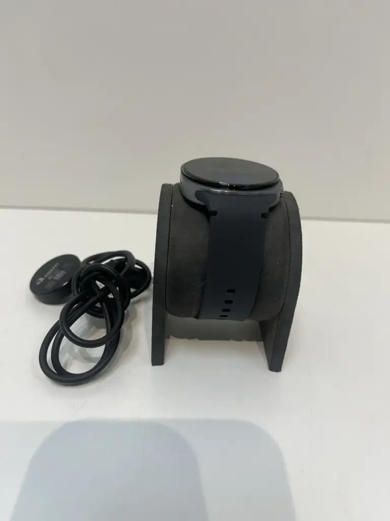 Samsung Galaxy 8 40Mm Bt Smartwatch - View 2