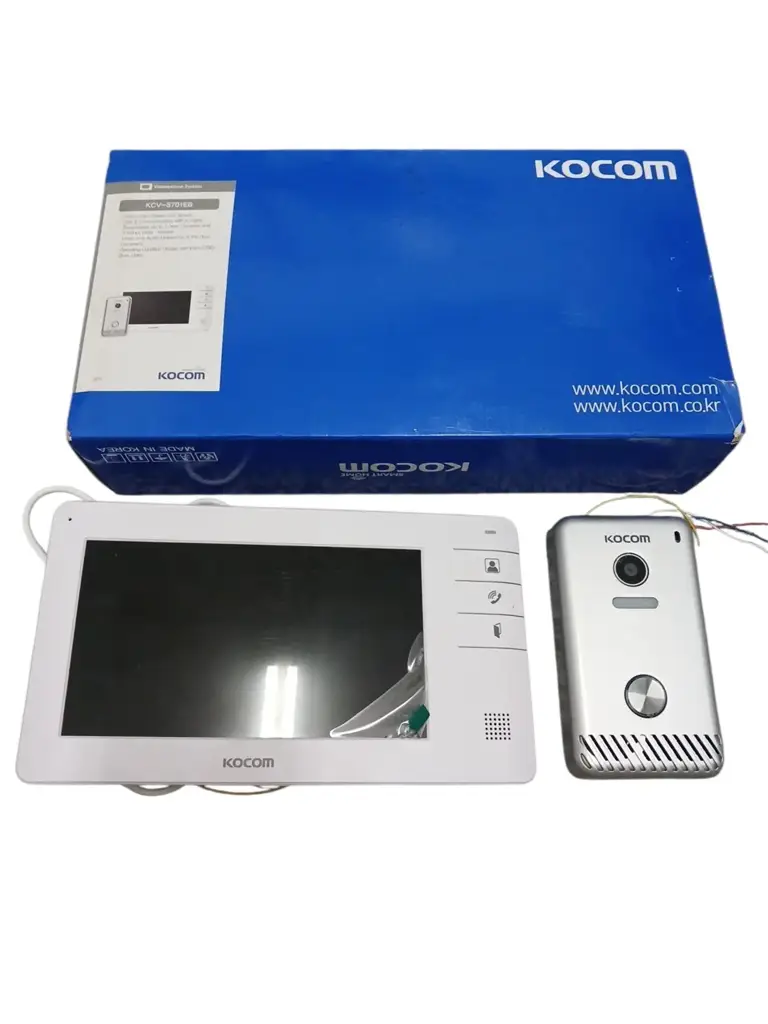 Kocom Kcv-S701eb Kit (Color Videophone 7″ Screen & Calling Unit)