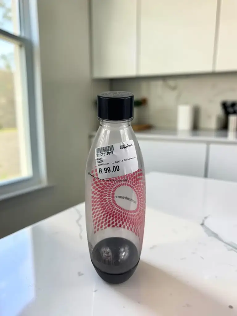 1 X Red Sodastream 1 Liter Carbonating Bottle Durable Reusable (Single) 1L - View 2
