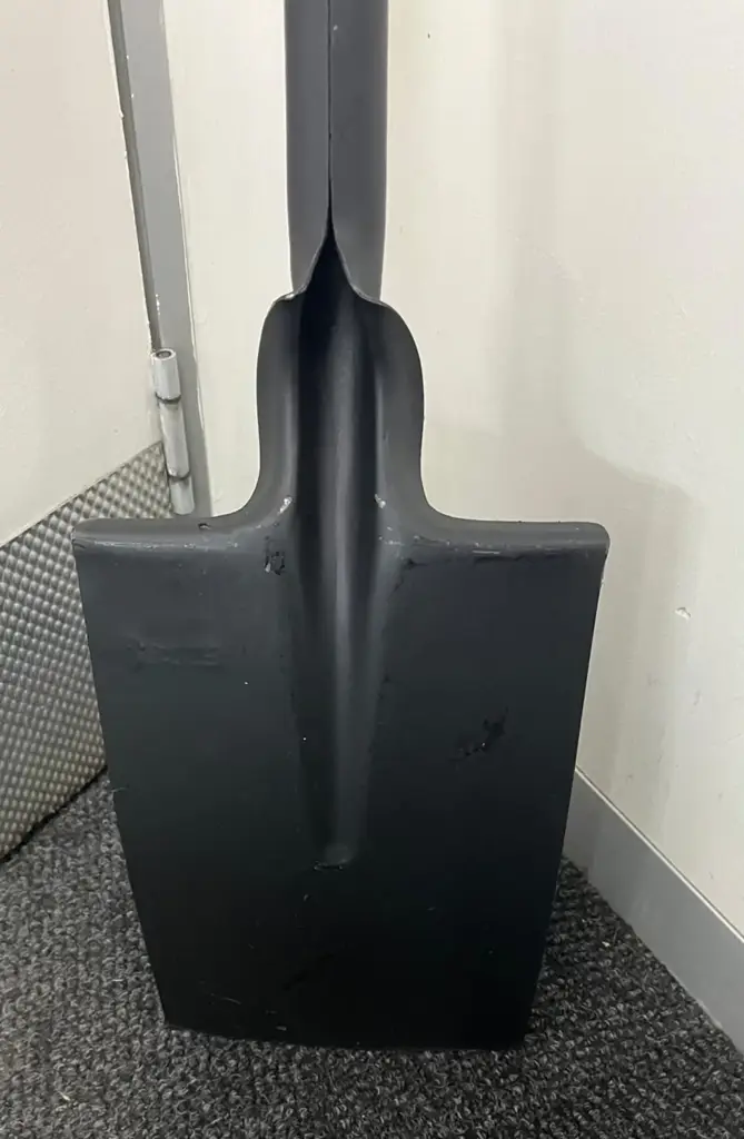 Heavy Duty Square Mouth Spade - View 2