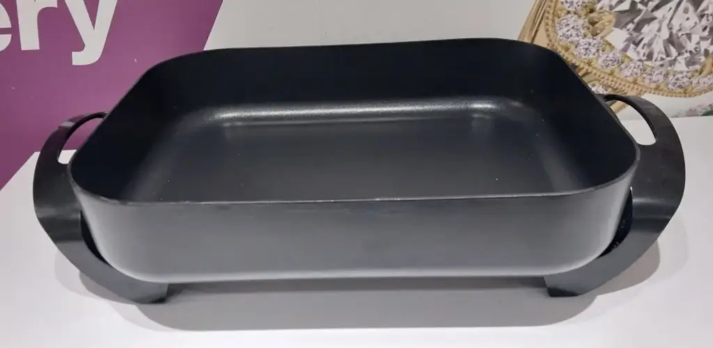 Russell Hobbs Electric Frying Pan - View 3