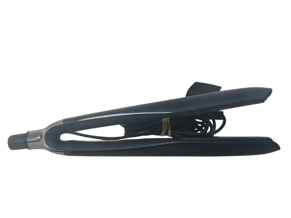 Ghd Platinum+ Hair Straightener (110-240V) - View 2