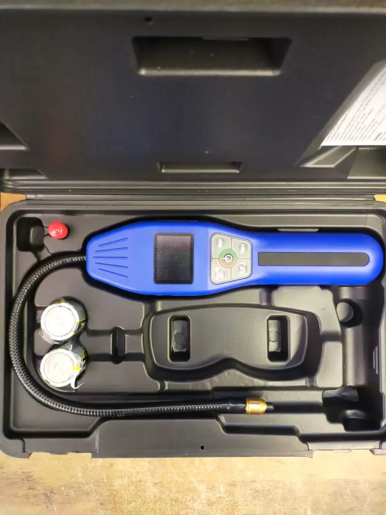 Mastercool 55800 Intella Sense Refrigerant Leak Detector - View 2