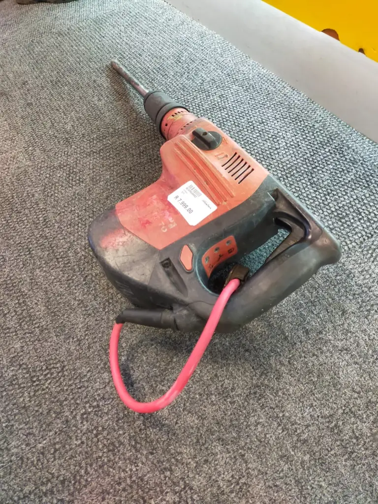 Hilti Te 70 Hammer Drill Performance - View 3