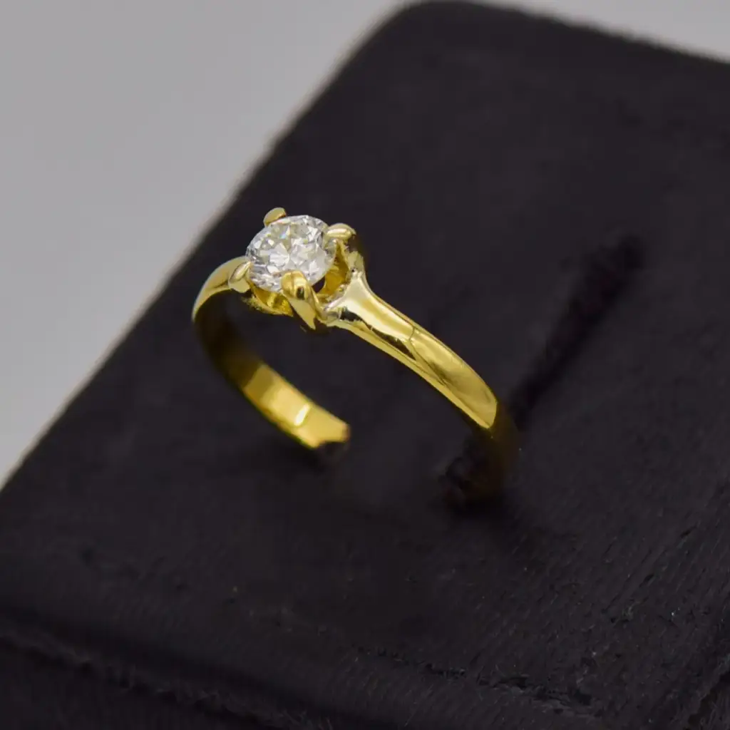 17ct Yellow Gold Engagement Ring - View 3