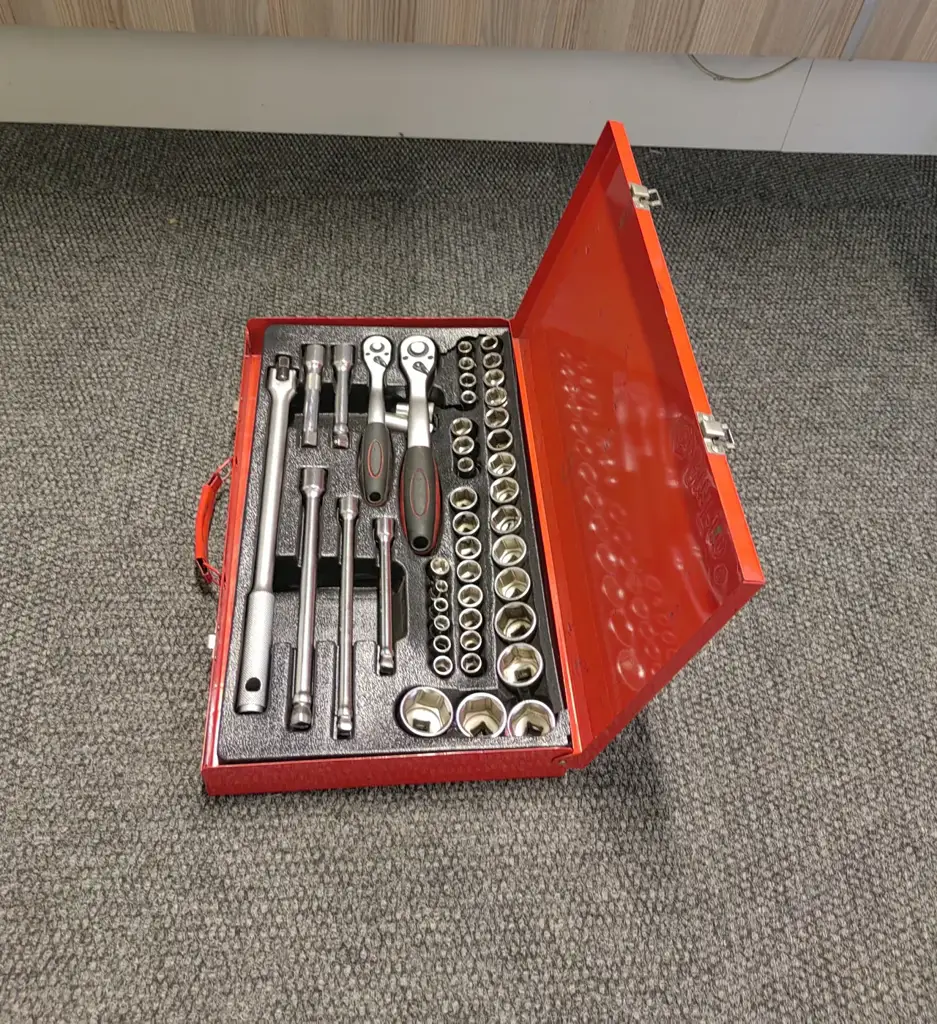 Ampro 45Pcs Socket Set - View 2