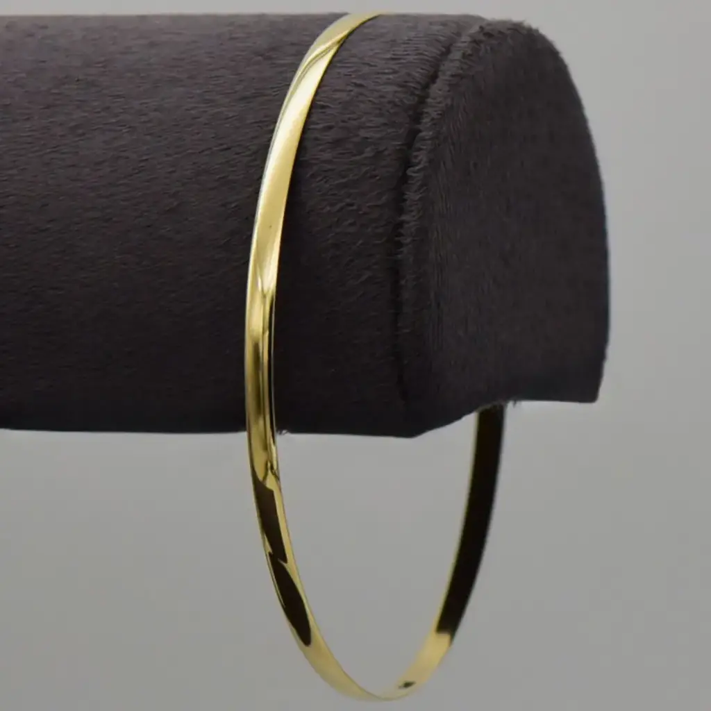 9ct Yellow Gold Bangle Plain