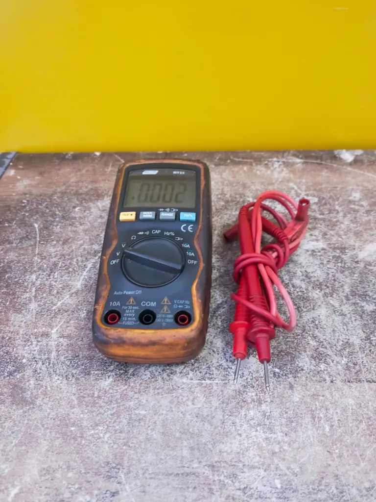 Major Tech Mt23 Compact Auto Dmm Capacitance - View 4