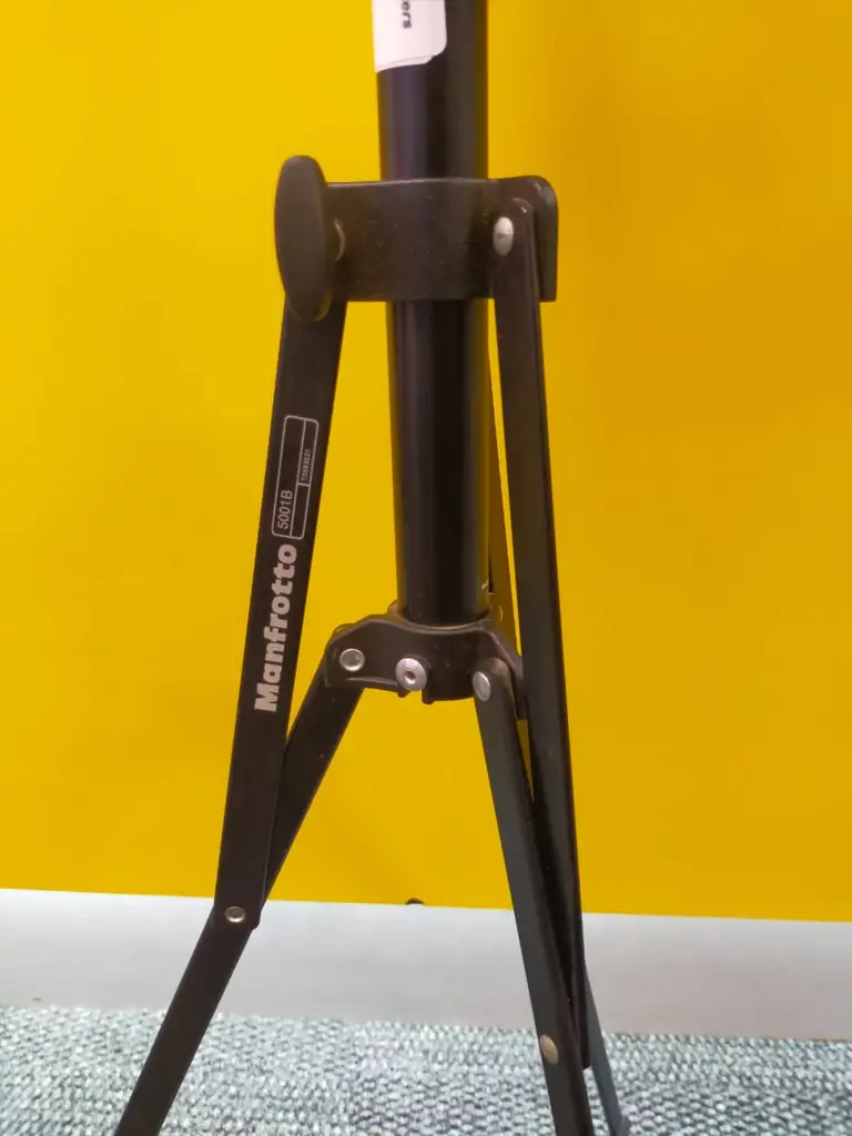 Manfrotto 5001B-1 Light Stand - View 5