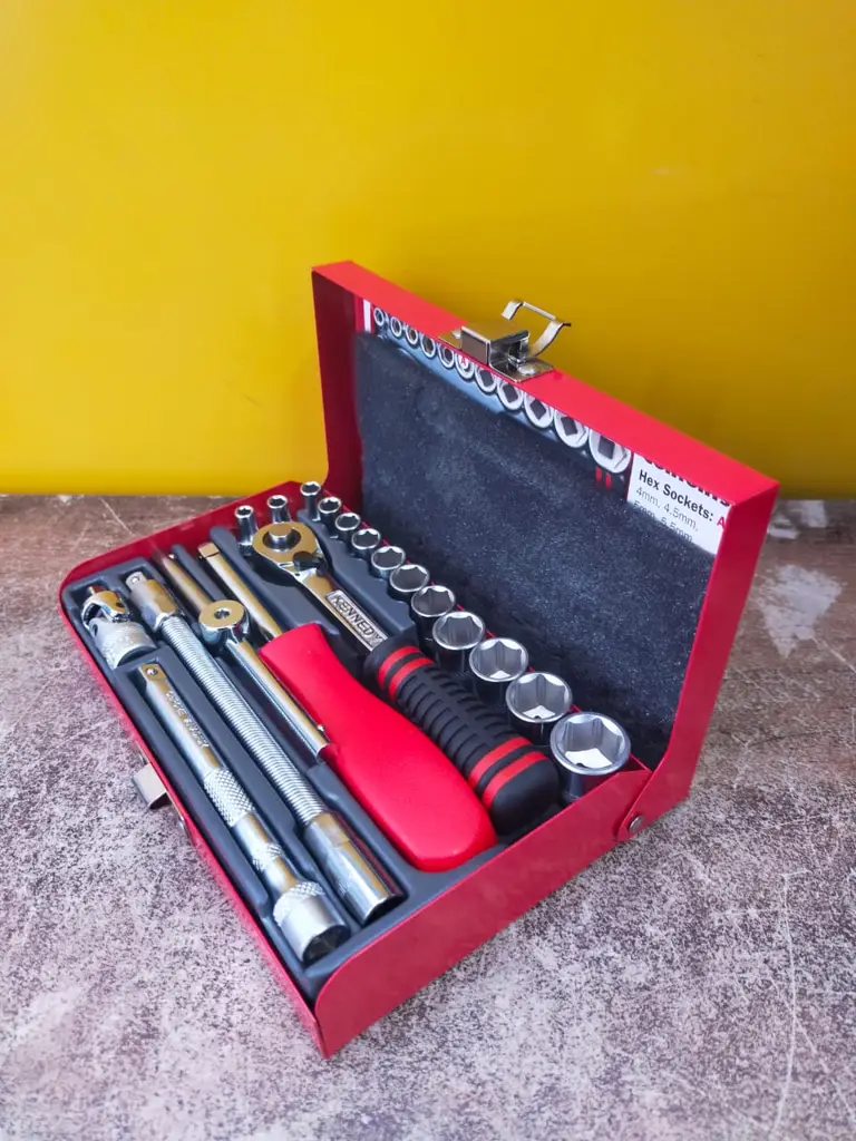 Kennedy Mini Mm Socket Set 14Inch Sq Dr 19 Pce - View 2