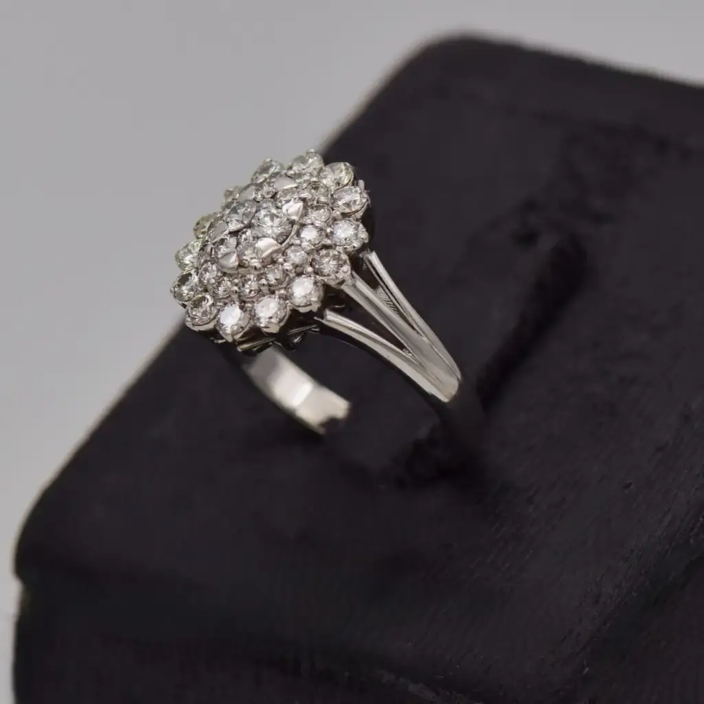 18ct White Gold Cluster Ring - View 3