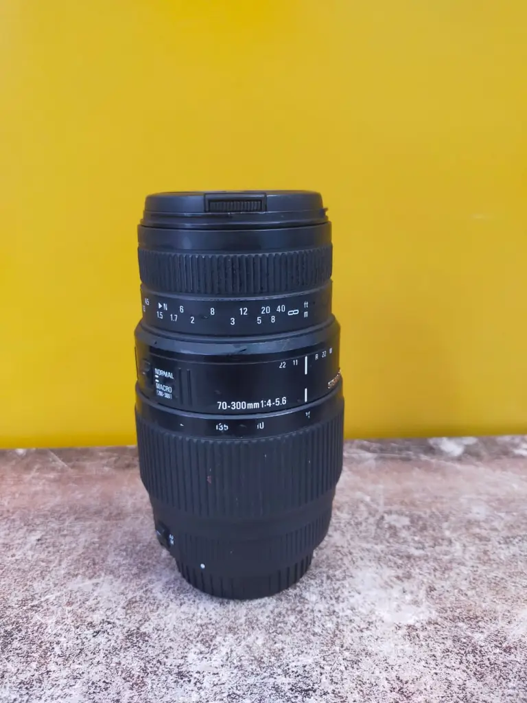 Sigma 70-300Mm Canon Lens - View 2