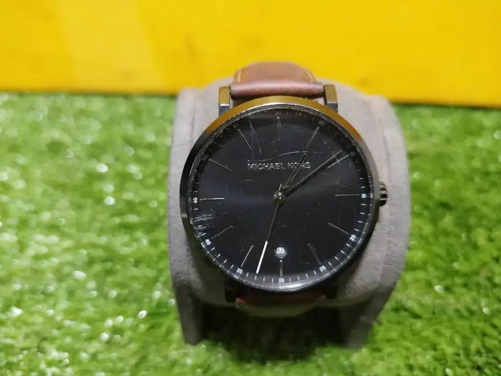 Michael Kors Irving 3 Hand Date Watch