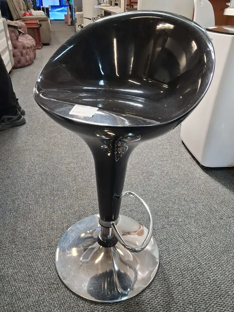 Recliner Chair - View 2