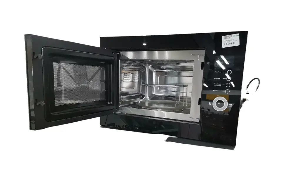Microwave Oven With Grill