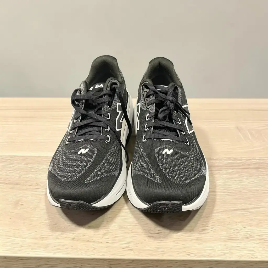 New Balance Fresh Foam X 860 V15 Running Shoes Uk 11 - View 2