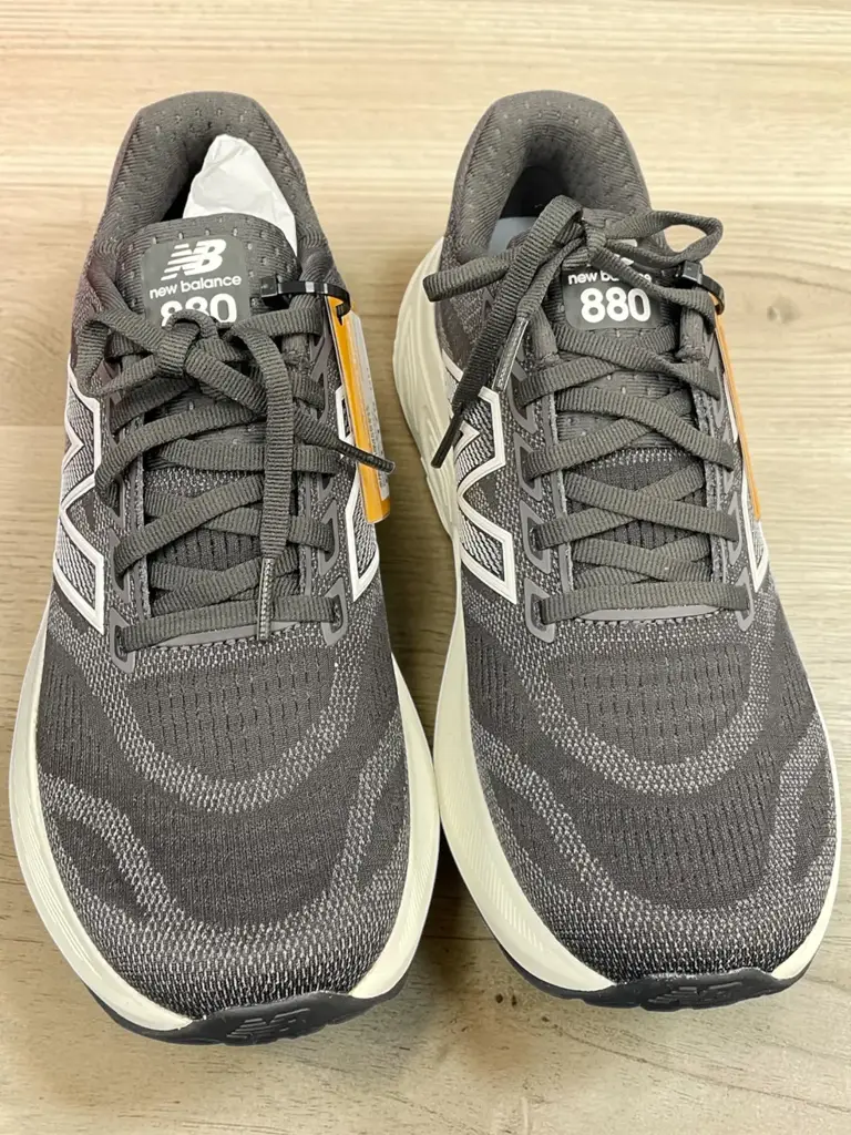 Nb Fresh Foam X 880 V15 Running Shoes Uk 6 - View 2