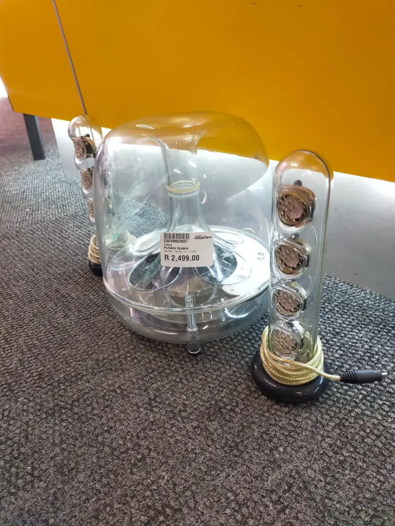 Harman Kardon 2.1 4412 Portable Speaker - View 3