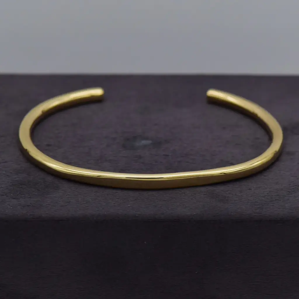 9ct Yellow Gold Bangle Plain - View 2