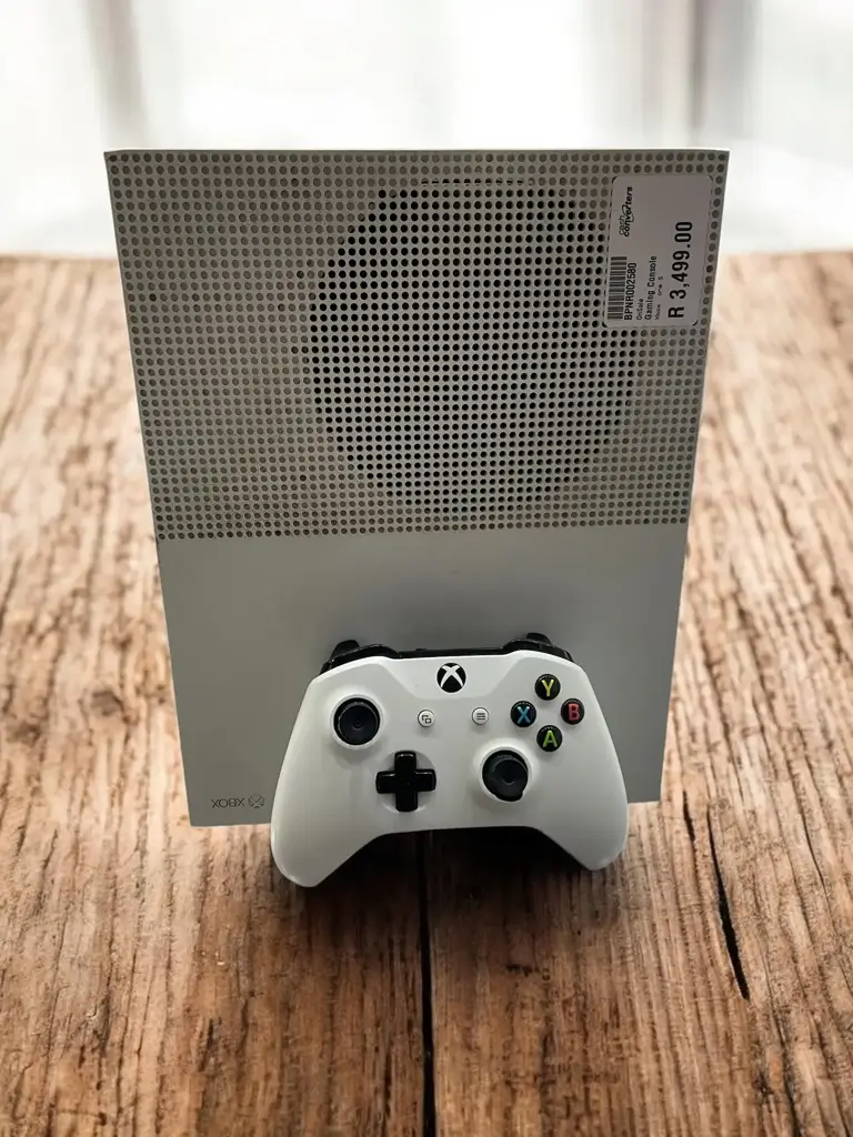 Xbox One S 500GB +1 Controller Console