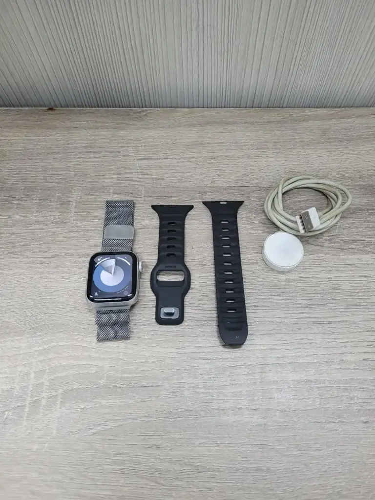Apple Alum 40Mm