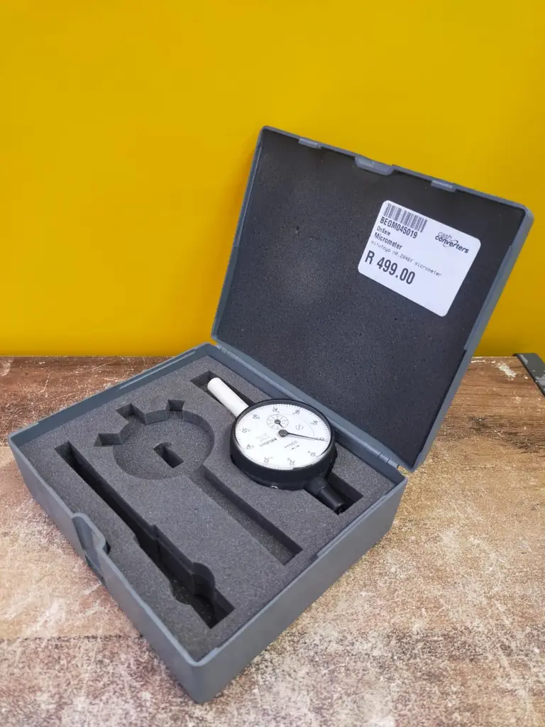 Mitutoyo N0.2046F Micrometer - View 2