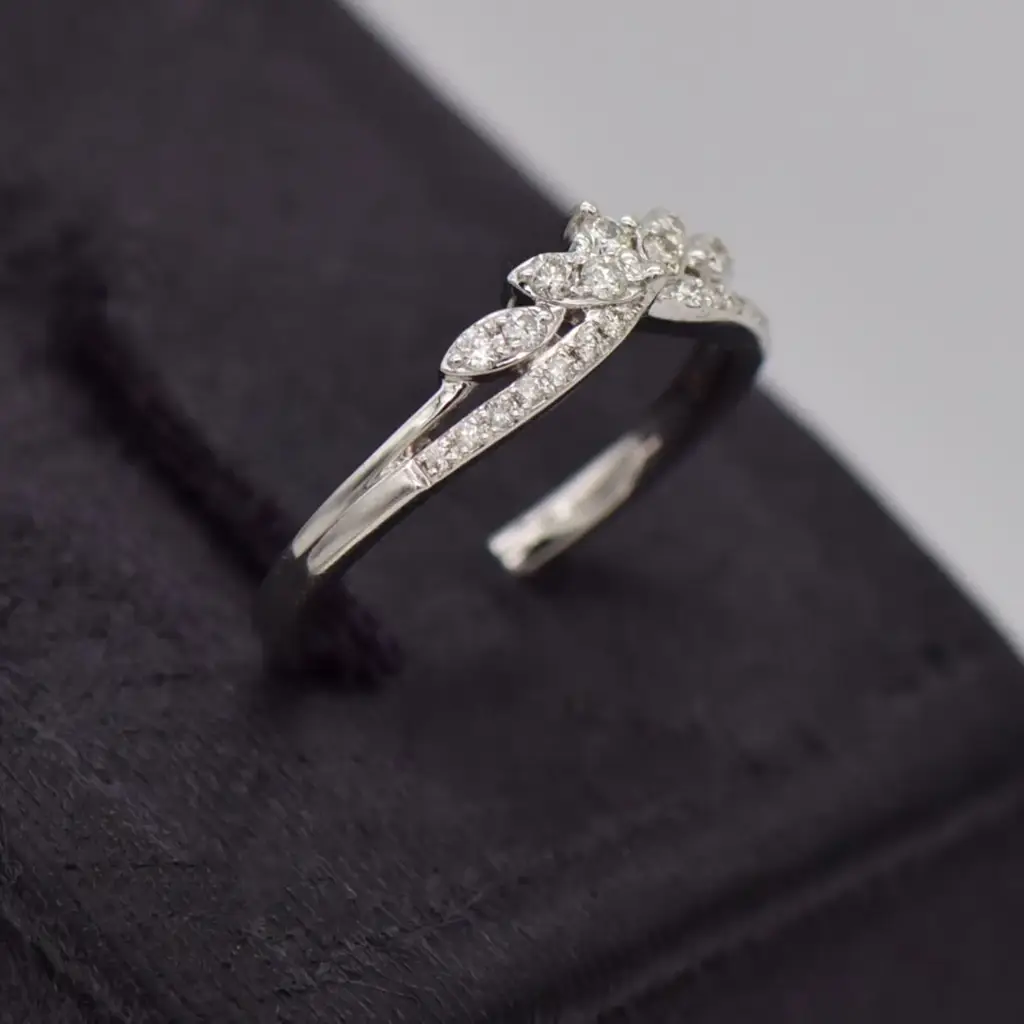 14ct White Gold Dress Ring - View 3