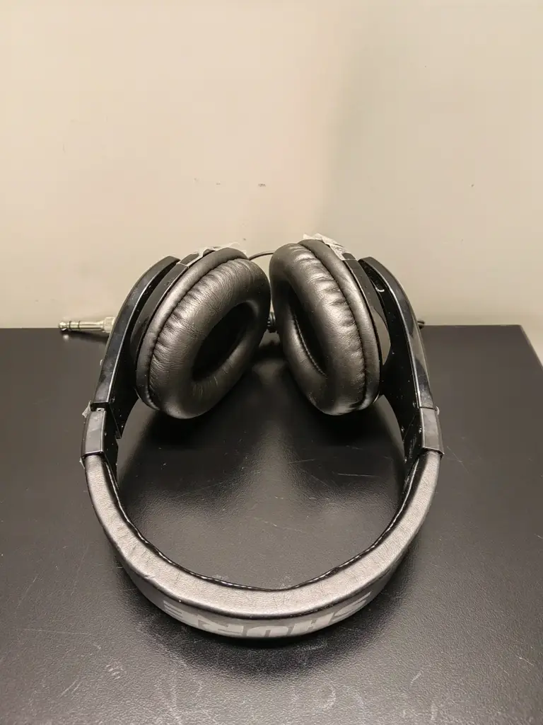Shure Srh240a Professional Quality Headphones - View 2
