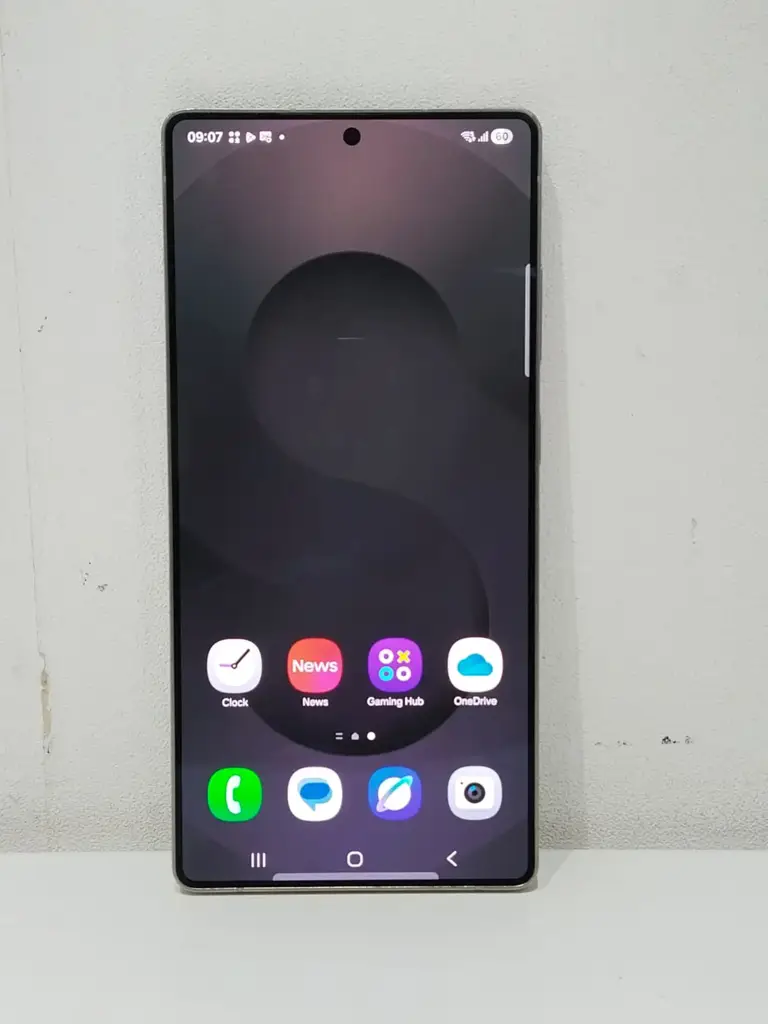 Samsung S25 Ultra - View 2