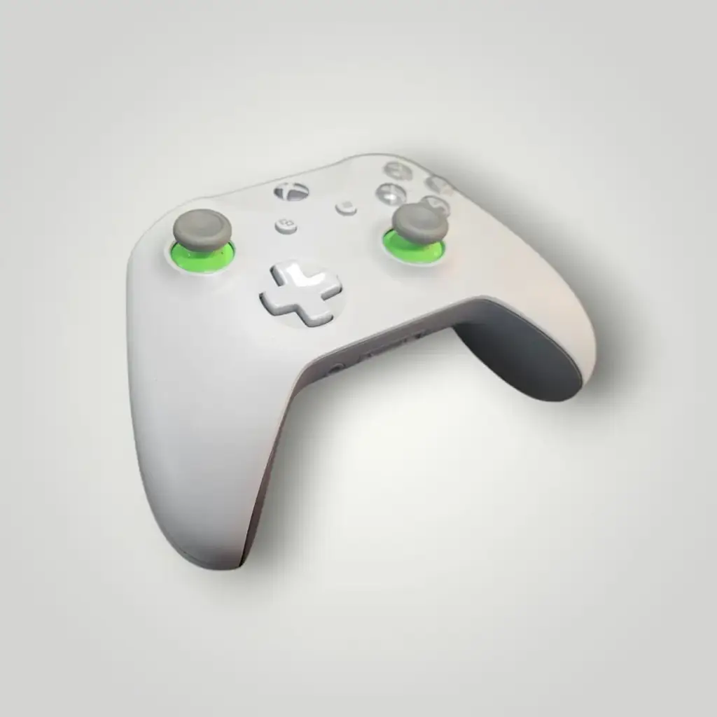 Xbox One Wireless Controller - View 3