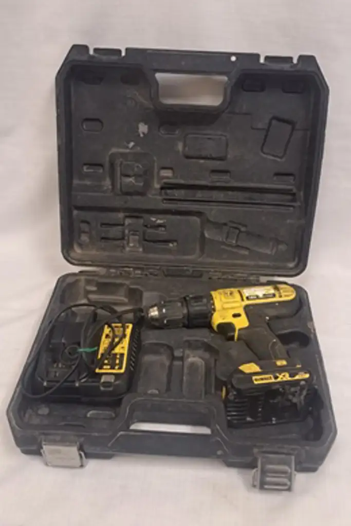 Dewalt Drill - View 3