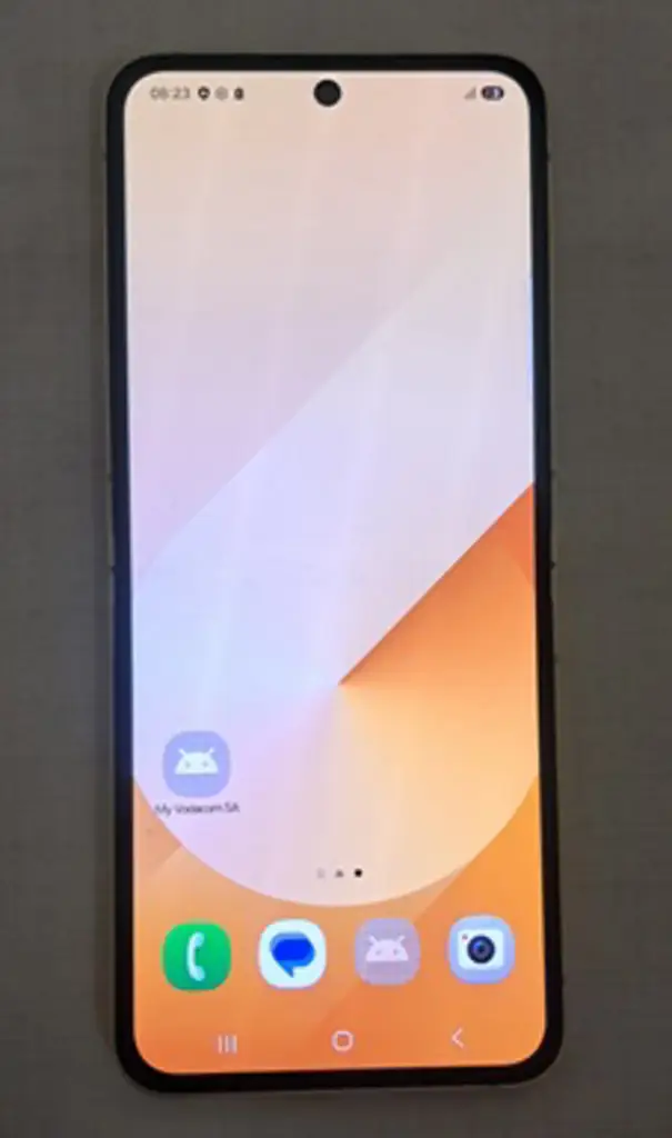 Samsung Galaxy Z Flip 6 Mobile Phone