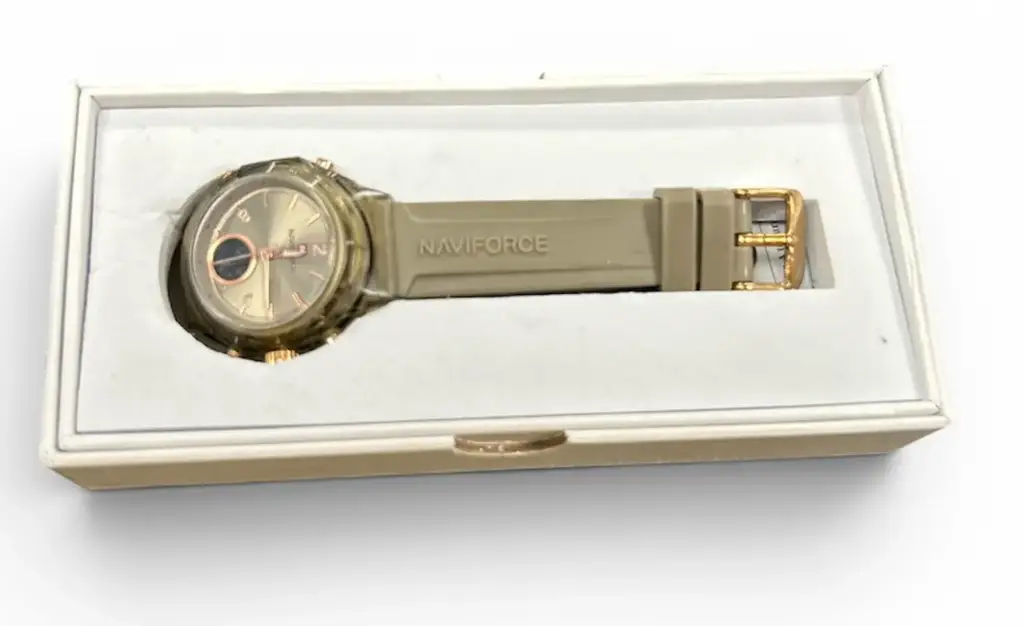 Naviforce Nf7109 Womans Watch - View 2
