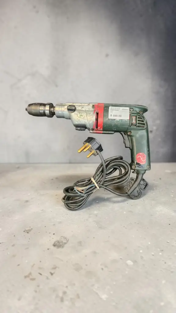 Drill Machine, Metabo 650W.