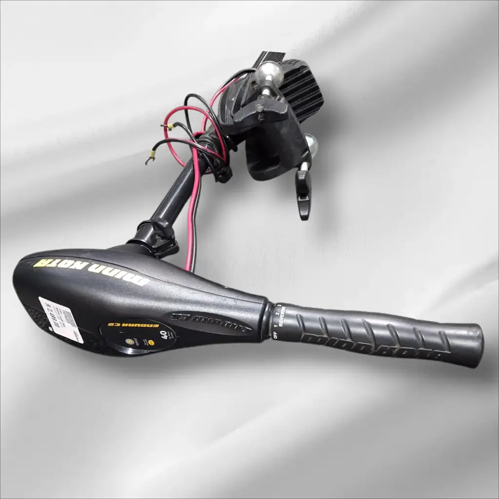 Endura C2‑40 36″ Trolling Motor (With Battery) - View 2