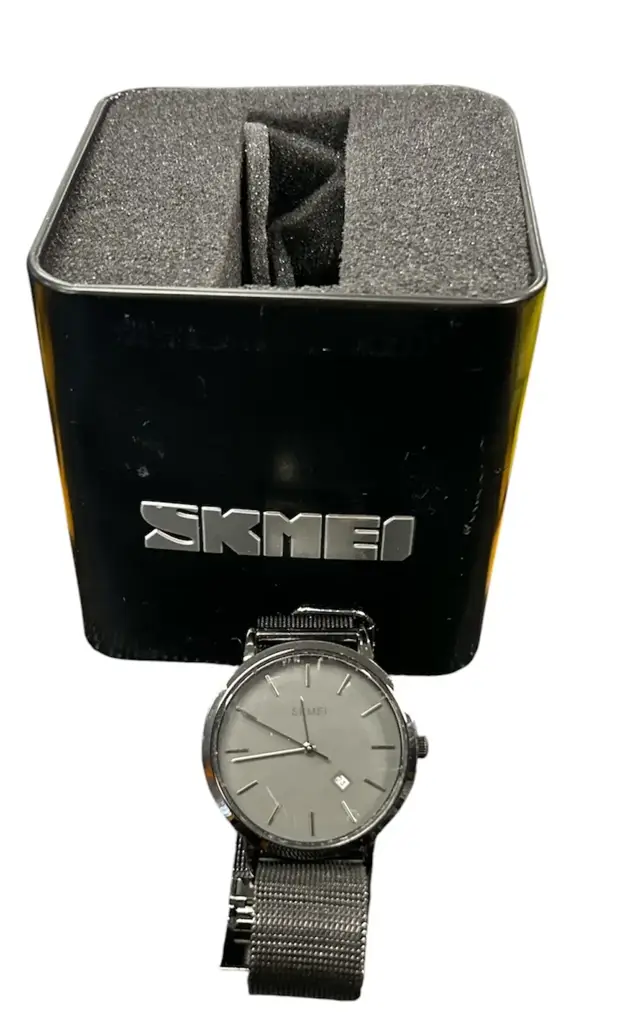 Skmei 1530 Mens Watch Pre Owned