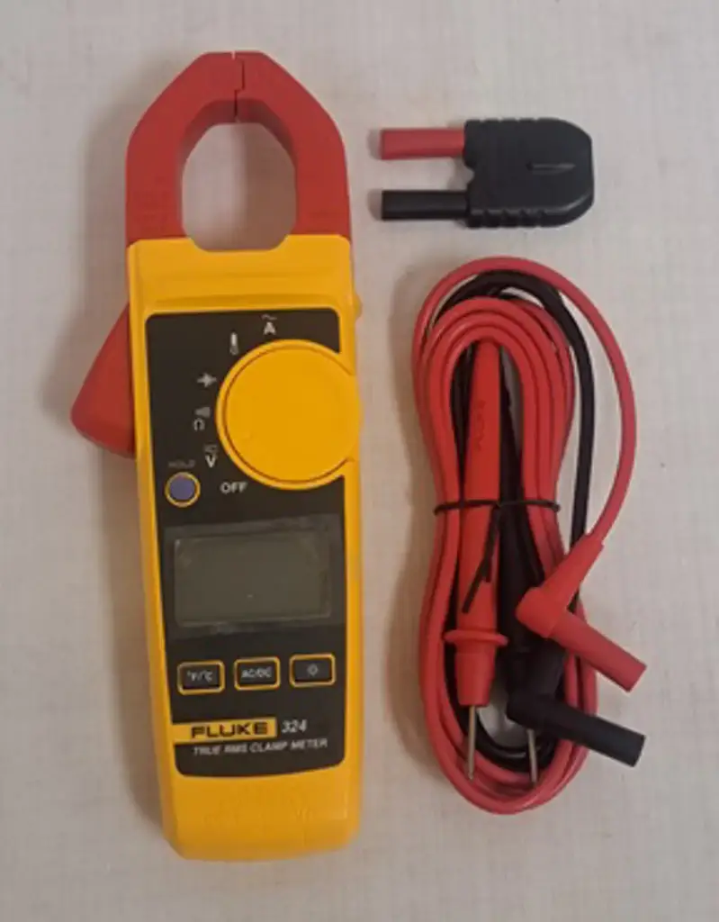 Fluke 324 Multimeter - View 2