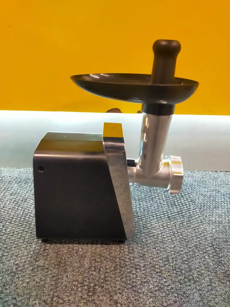 Lumabella Meat Grinder - View 3