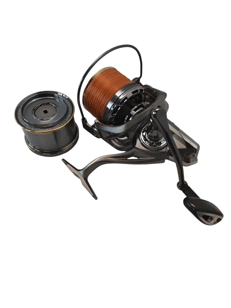 Ngk 8000 Fishing Reel - View 2