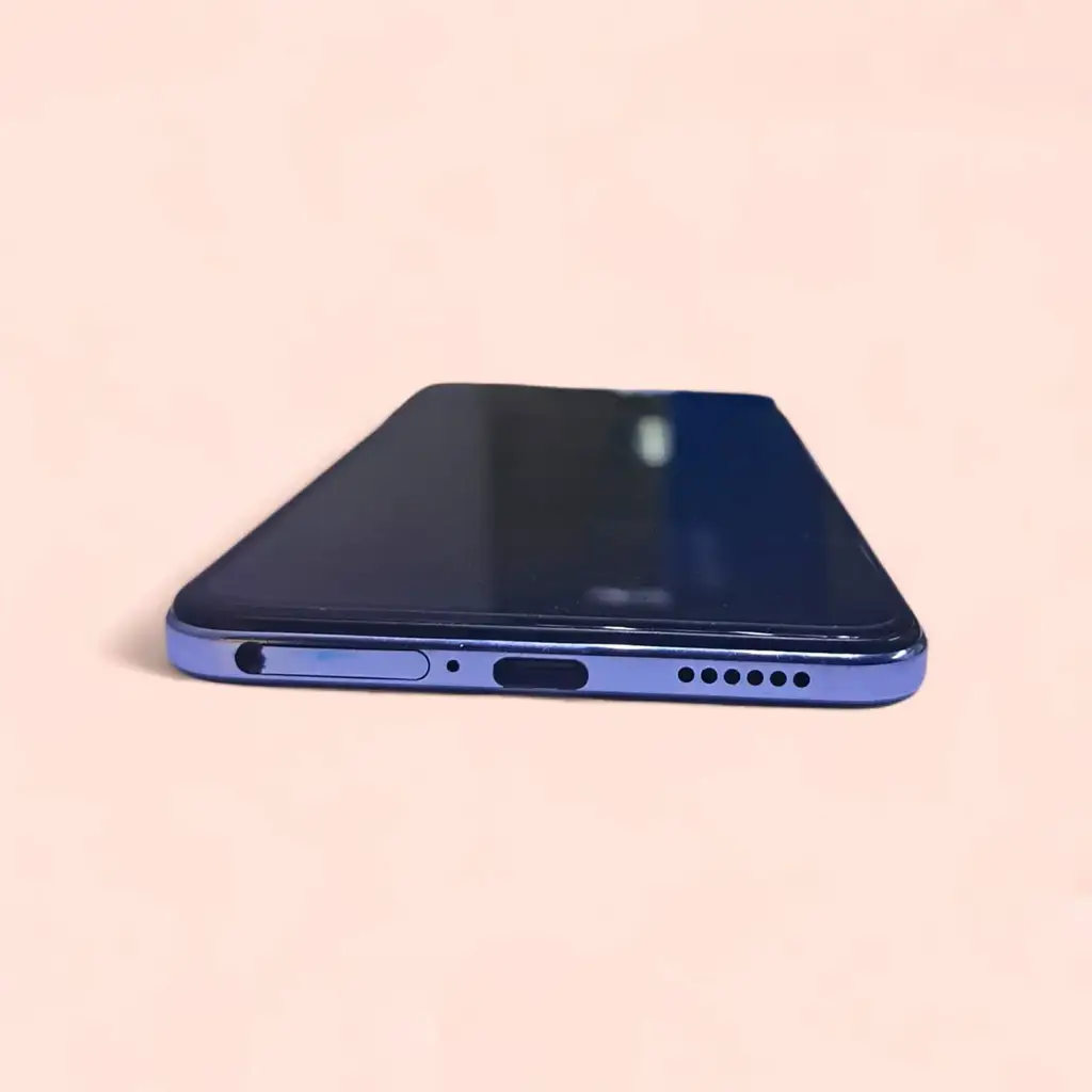 Vivo V2050 - View 3