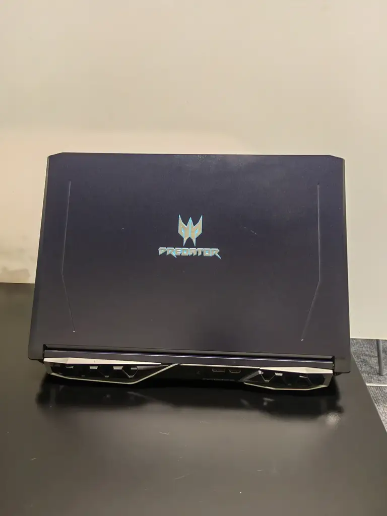 Acer Predator N17q11 Gaming Laptop - View 4