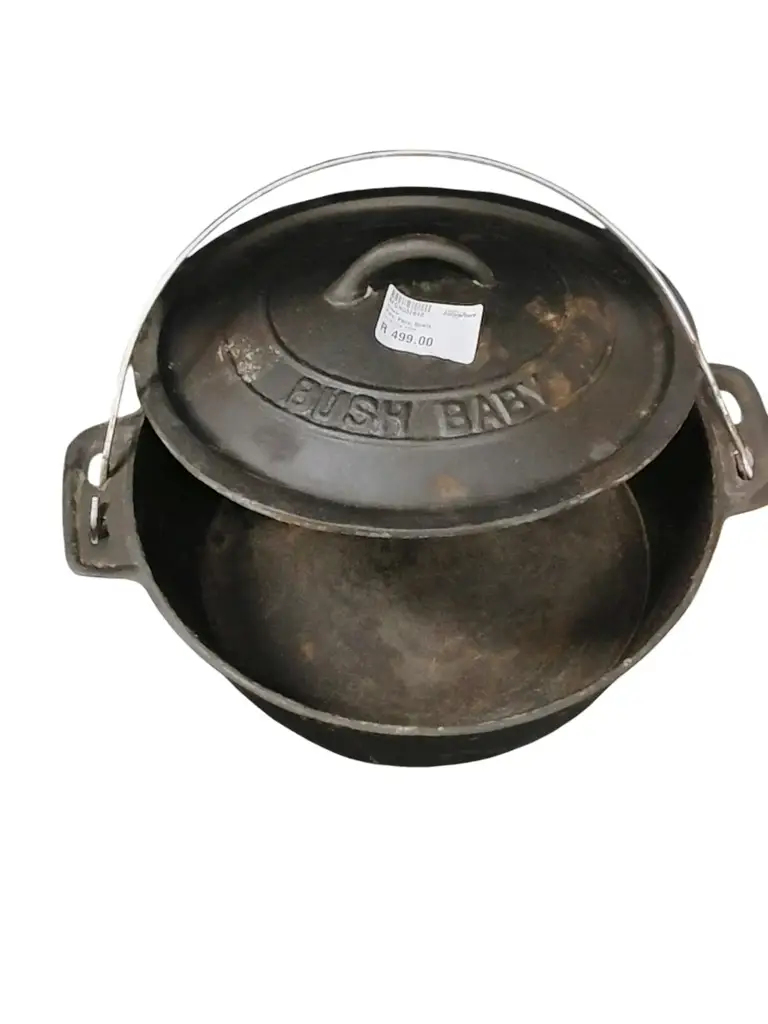 Iron Cast Pot Bushbaby