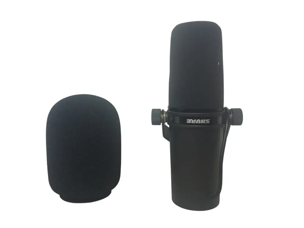 Shure Sm7b Studio Microphone - View 2